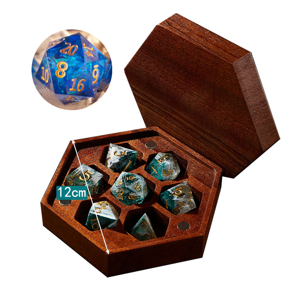 Wooden DND Dice Set Dice Box with Lid for Storage 7 Dice
